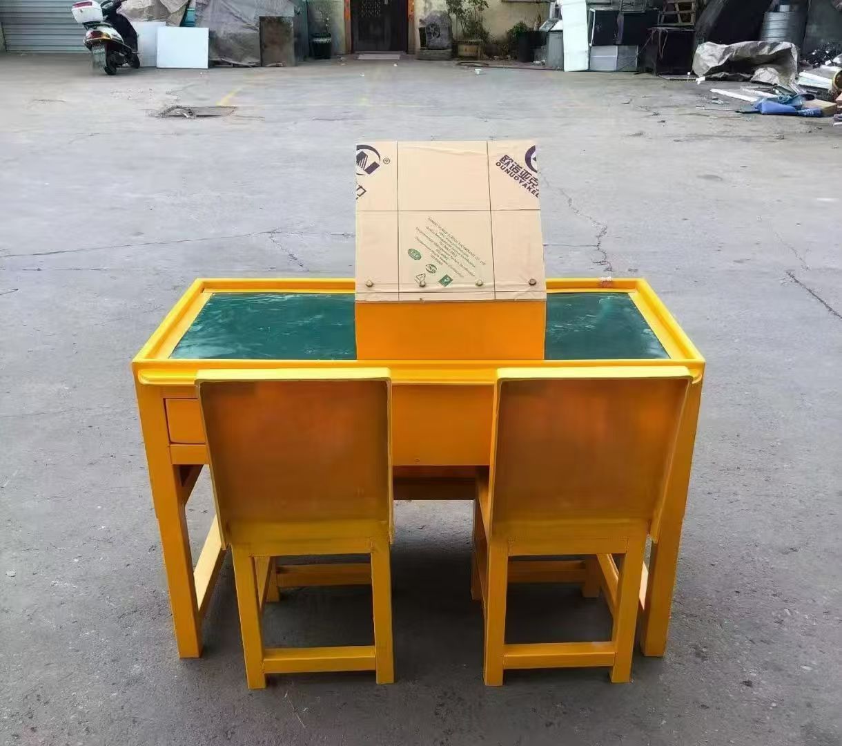 应县防静电导通桌井下煤矿火工品发放桌:危险品流转的安全守护者